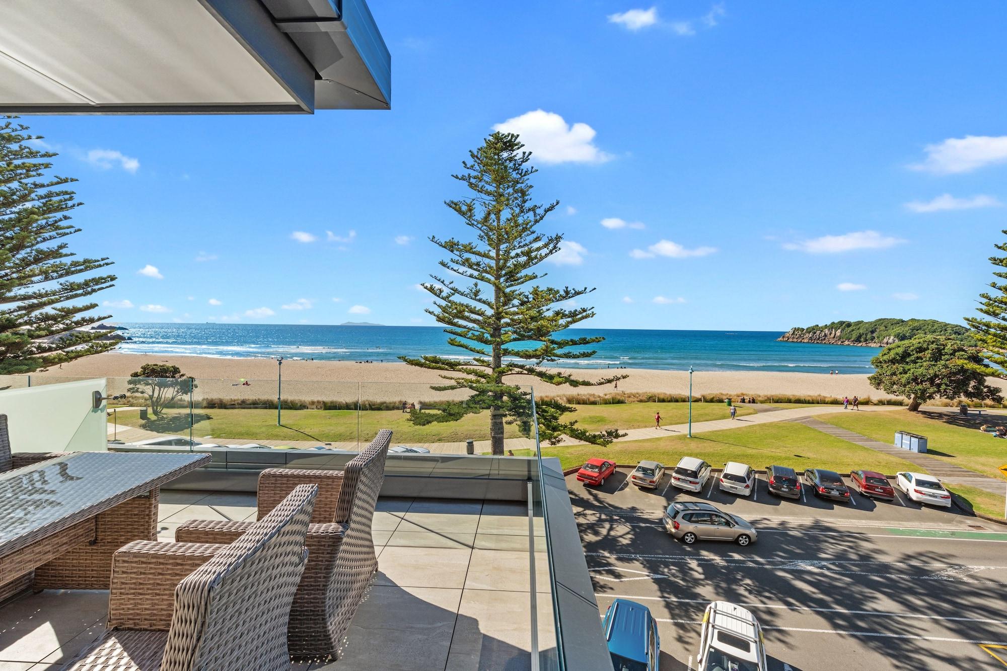 Pavilion Beachfront Alojamiento Mount Maunganui Exterior foto