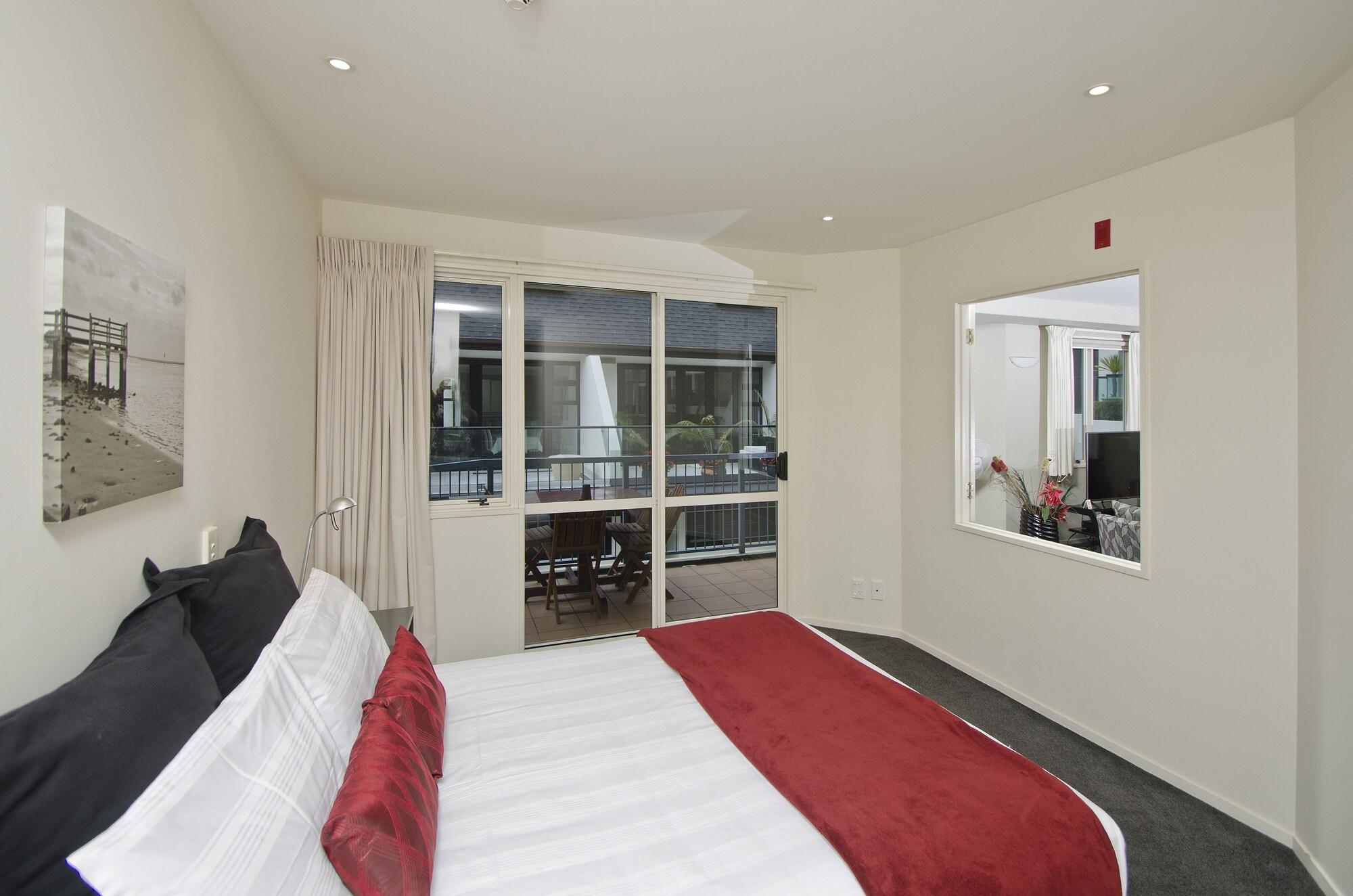 Pavilion Beachfront Alojamiento Mount Maunganui Exterior foto