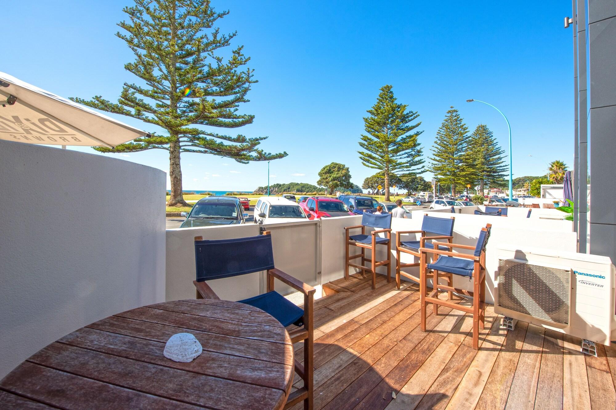 Pavilion Beachfront Alojamiento Mount Maunganui Exterior foto